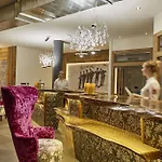 Hotel Cinderella 5*