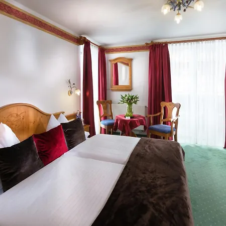 Cinderella Szálloda 5*