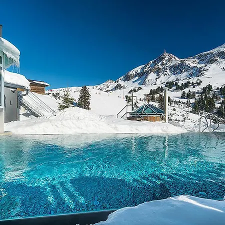 Sporthotel Cinderella Hotell 5*